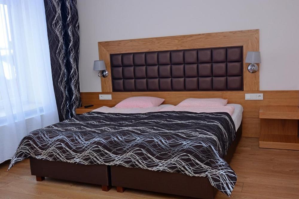 Dolina Pilicy Hotel Stanislawice  Bagian luar foto